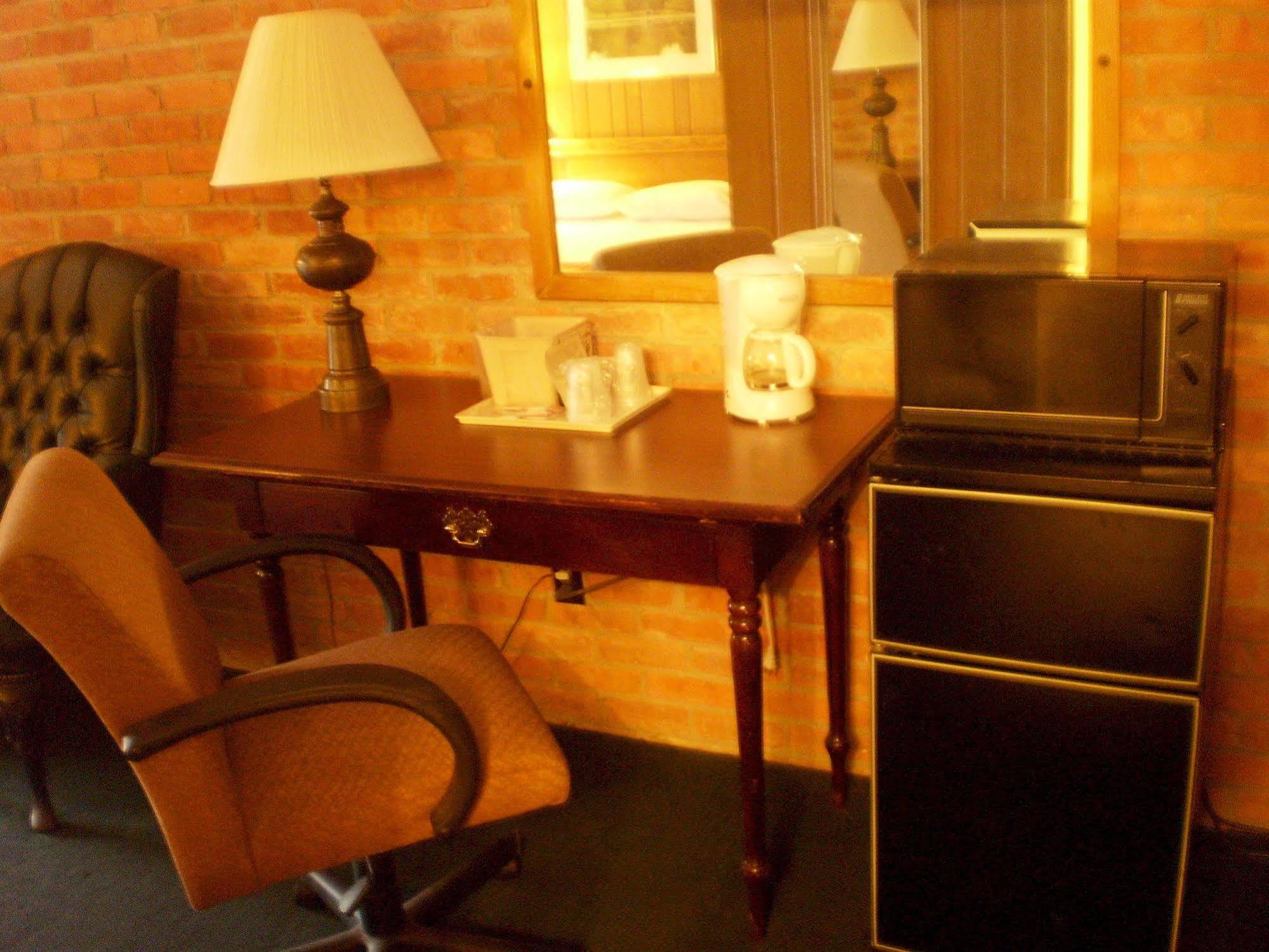 The Lincoln Lodge Urbana Champaign Luaran gambar